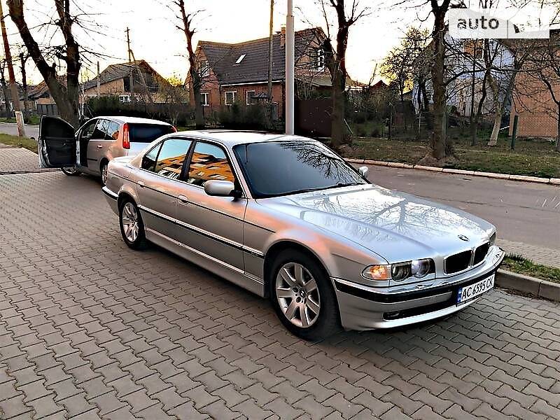 Седан BMW 7 Series 2001 в Львове