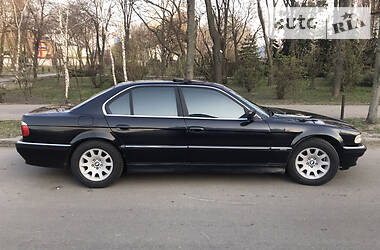 Седан BMW 7 Series 1995 в Киеве