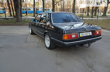 Седан BMW 7 Series 1985 в Вінниці