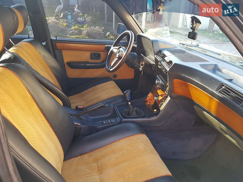 Седан BMW 7 Series 1985 в Виннице фото 21 Седан BMW 7 Series 1985 в Виннице
