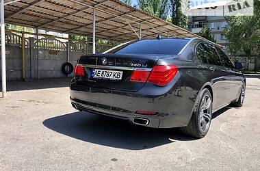 Седан BMW 7 Series 2008 в Днепре