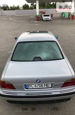 Седан BMW 7 Series 1999 в Киеве