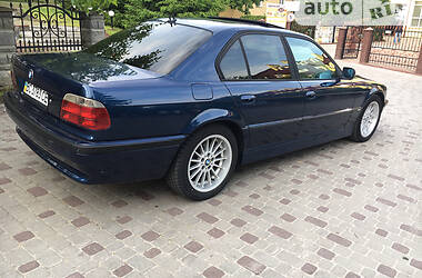 Седан BMW 7 Series 1999 в Трускавце