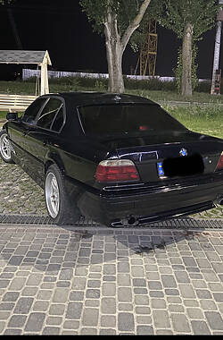 Седан BMW 7 Series 2000 в Тернополі