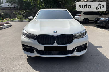 Седан BMW 7 Series 2016 в Ужгороді