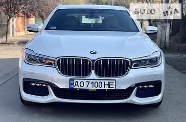 Седан BMW 7 Series 2017 в Береговому