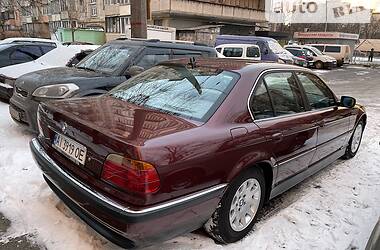 Седан BMW 7 Series 2000 в Киеве