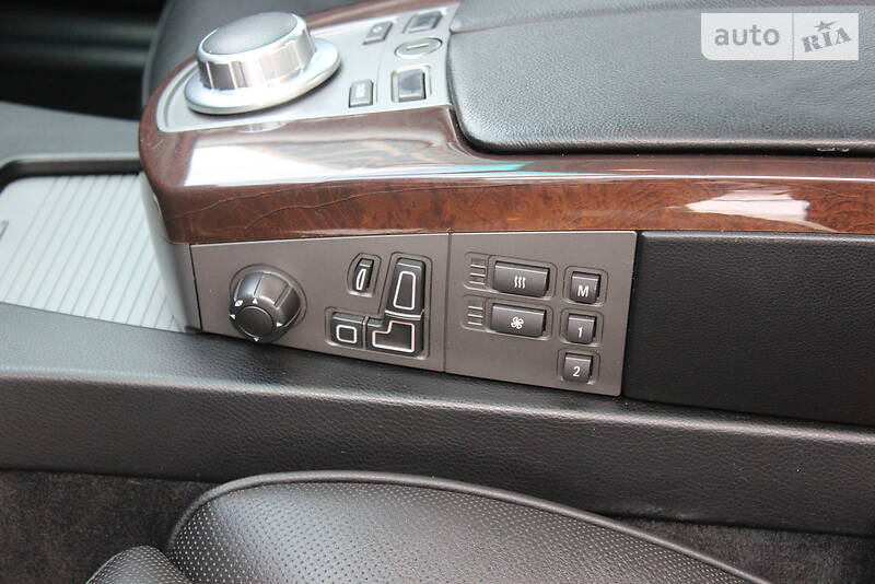 Седан BMW 7 Series 2005 в Днепре