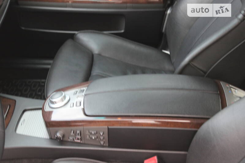 Седан BMW 7 Series 2005 в Днепре