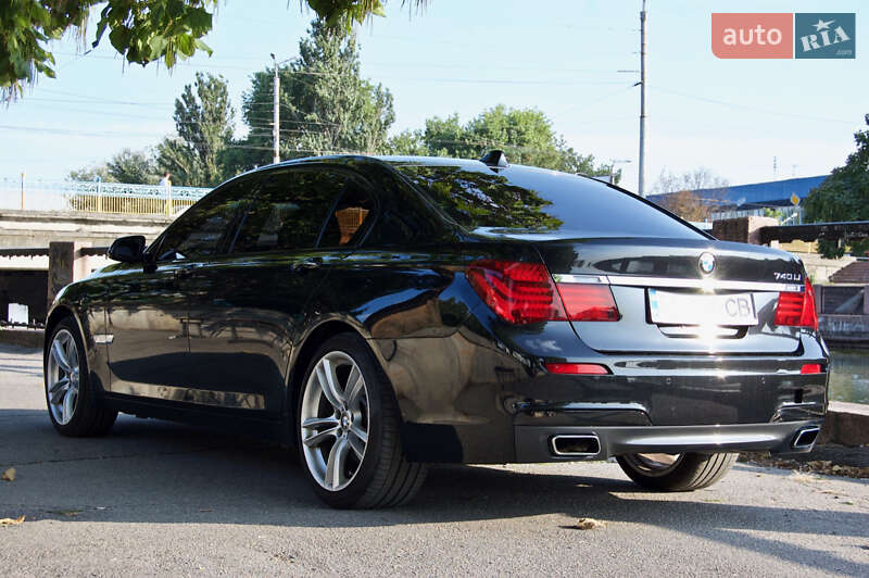 Седан BMW 7 Series 2015 в Кропивницькому