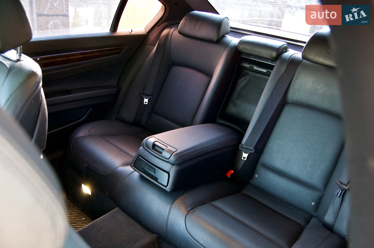 2015 BMW 7er - мініатюра 14