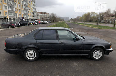 Седан BMW 7 Series 1992 в Львове