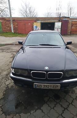 Седан BMW 7 Series 1999 в Казатине