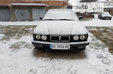 Седан BMW 7 Series 1993 в Львові