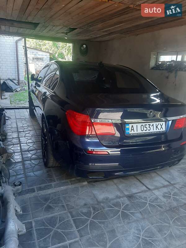 Седан BMW 7 Series 2011 в Киеве