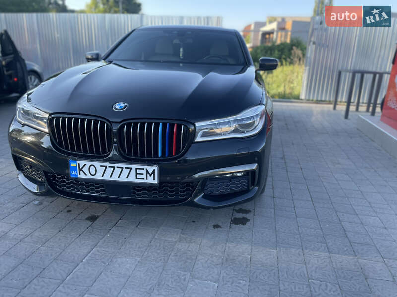 Седан BMW 7 Series 2015 в Ужгороде