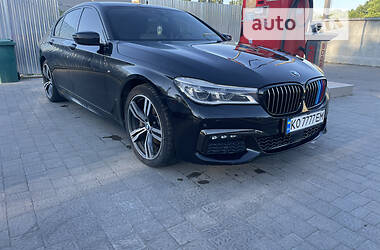 Седан BMW 7 Series 2015 в Ужгороді