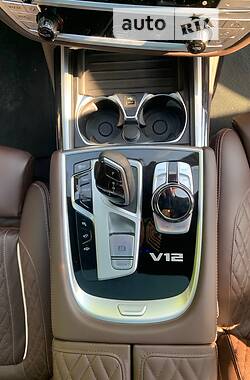 Седан BMW 7 Series 2022 в 