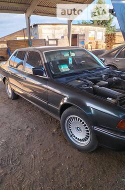 Седан BMW 7 Series 1989 в Львові