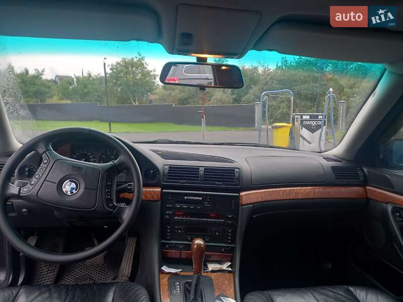 Седан BMW 7 Series 1997 в Фастові