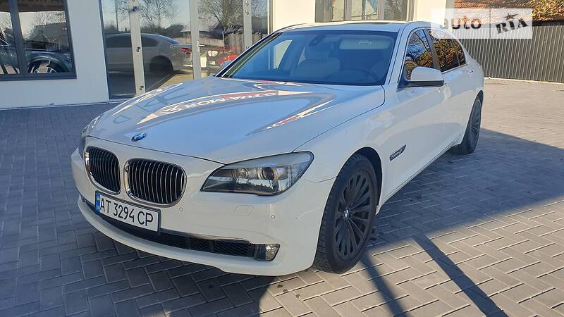 Седан BMW 7 Series 2010 в Коломые