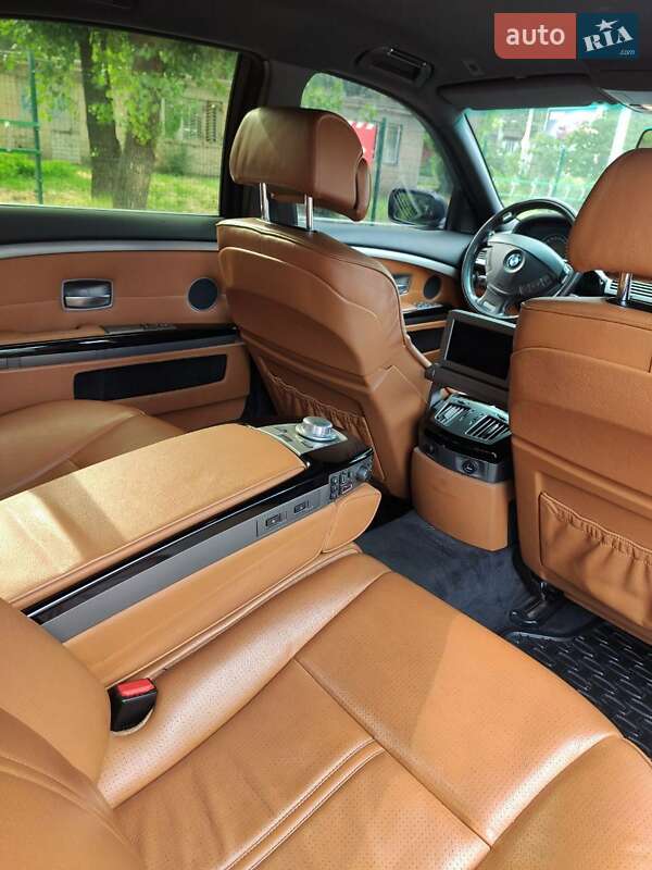 Седан BMW 7 Series 2007 в Кривому Розі