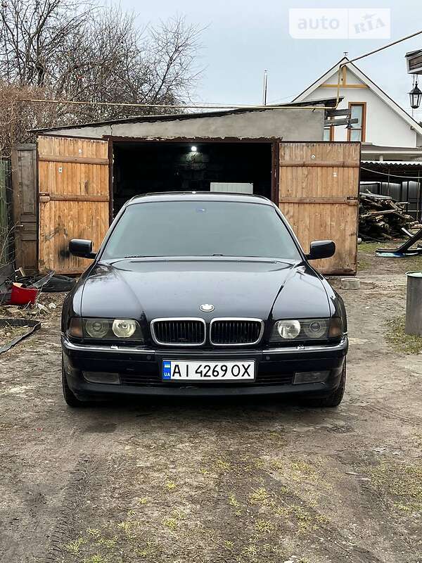 Седан BMW 7 Series 1996 в 