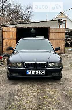 Седан BMW 7 Series 1996 в 