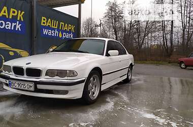 Седан BMW 7 Series 2000 в Бориславі