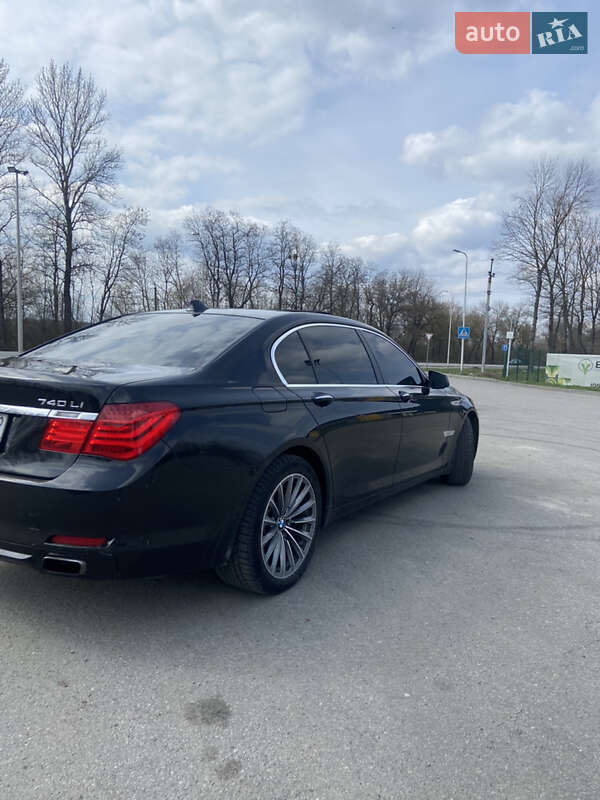 Седан BMW 7 Series 2010 в Івано-Франківську