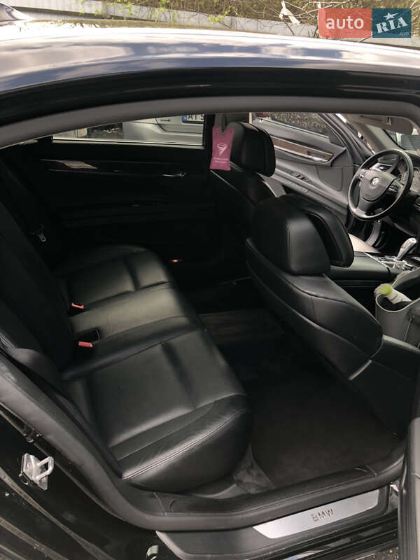 Седан BMW 7 Series 2010 в Івано-Франківську