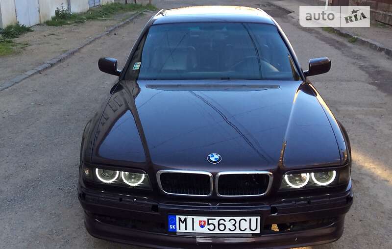 Седан BMW 7 Series 1995 в Ужгороді