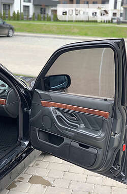 Седан BMW 7 Series 2000 в 
