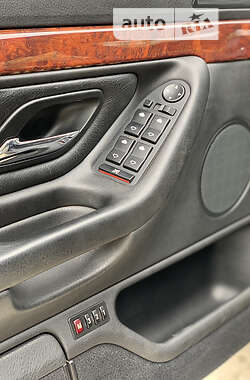 Седан BMW 7 Series 2000 в 