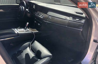 Седан BMW 7 Series 2011 в 