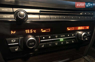Седан BMW 7 Series 2011 в 