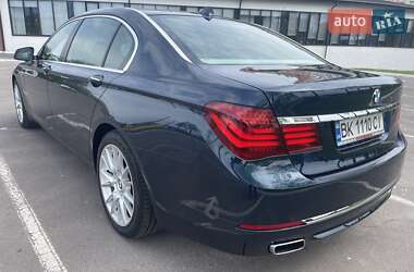 Седан BMW 7 Series 2013 в Ровно