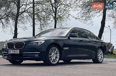 Седан BMW 7 Series 2013 в Ровно