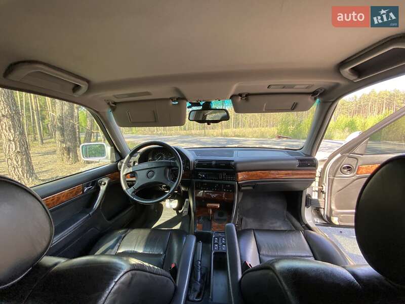 Седан BMW 7 Series 1993 в Киеве