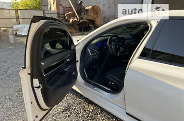 Седан BMW 7 Series 2017 в 