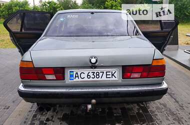 Седан BMW 7 Series 1989 в Луцке