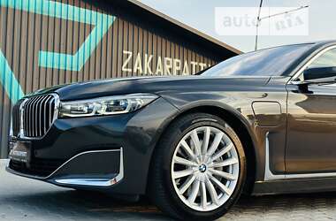 Седан BMW 7 Series 2020 в Мукачевому