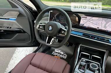 Седан BMW 7 Series 2023 в 
