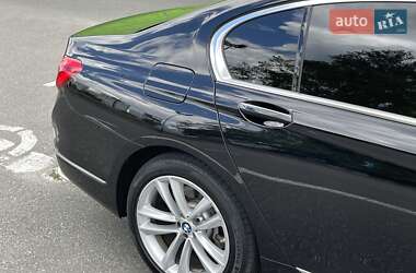 Седан BMW 7 Series 2017 в 