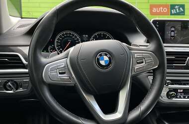 Седан BMW 7 Series 2017 в 