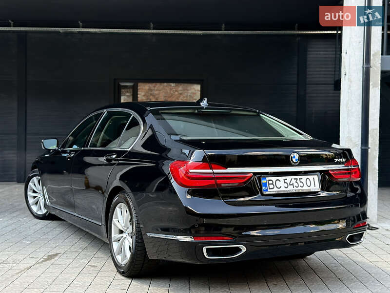 Седан BMW 7 Series 2018 в Львове