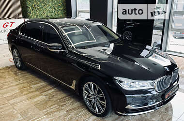 Седан BMW 7 Series 2017 в 