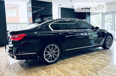 Седан BMW 7 Series 2017 в 