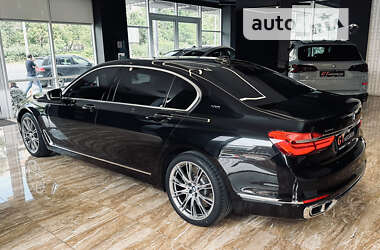 Седан BMW 7 Series 2017 в 