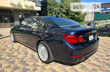 Седан BMW 7 Series 2013 в Умані